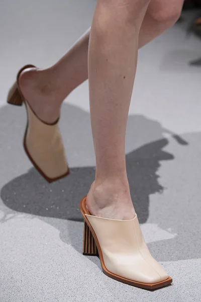 Look 62